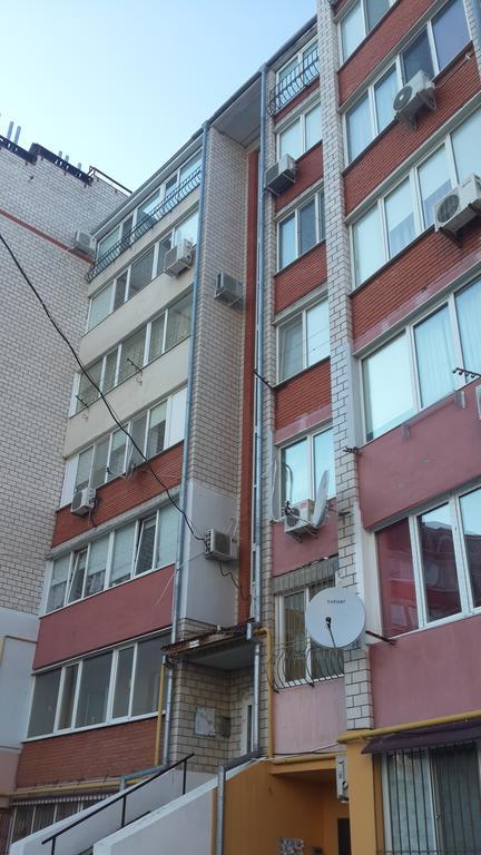 Apartment Ekaterina ชรอโนมอสค์ ภายนอก รูปภาพ