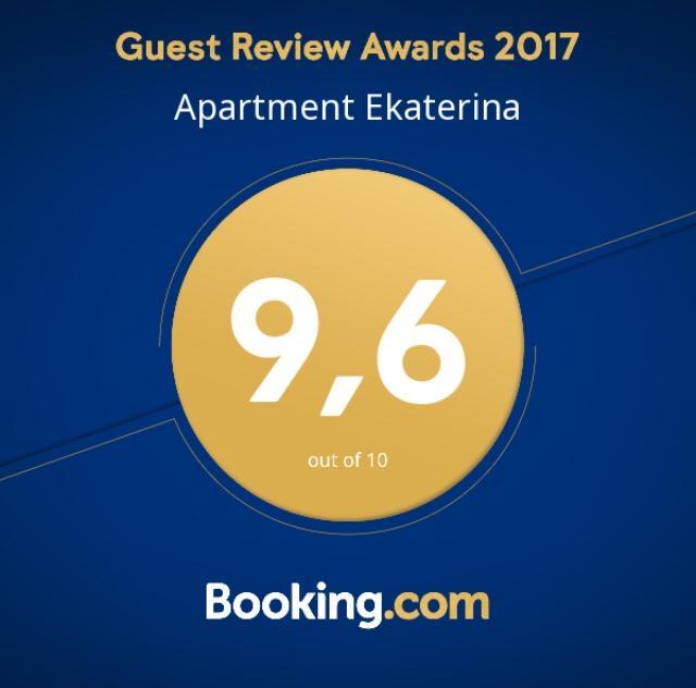 Apartment Ekaterina ชรอโนมอสค์ ภายนอก รูปภาพ